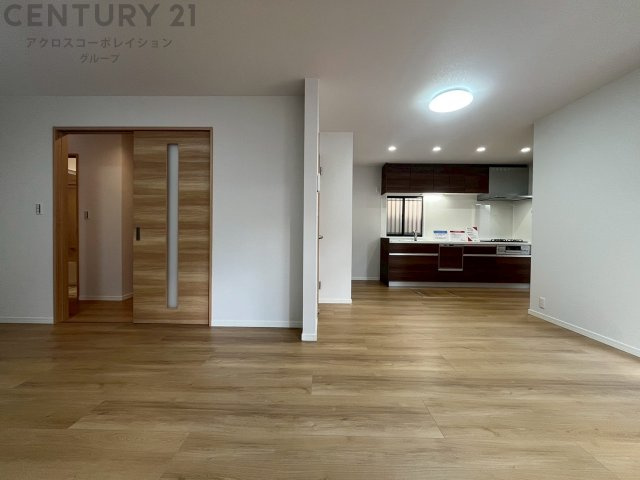 リビングダイニング