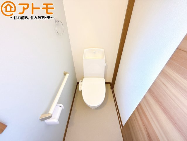 毎日使うトイレだからこそ機能性を重視したいですよね！温水洗浄便座で快適な時間をお過ごしください♪