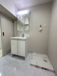 洗面化粧台交換済み