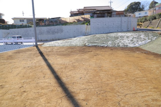 土地探しをしていると都市計画区域という言葉を目にすると思います。法律によって、都道府県知事や国土交通大臣が指定するエリアのことを指しており、都市計画区域は市街化区域と市街化調整区域に分けられています。