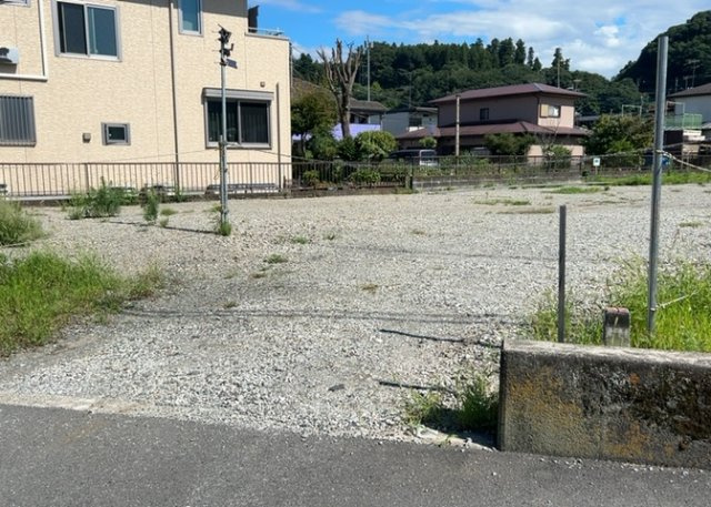 家を建てる前提で土地を探している場合、地盤の丈夫さは譲れない条件の一つです。地盤が脆弱だと追加工事が必要となります。また、過去に地盤沈下や液状化現象を起こした土地は、できるだけ避けた方がいいでしょう。