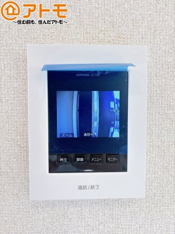 TVモニター付きインターホンは訪問者を確認することができて、防犯性に優れています♪