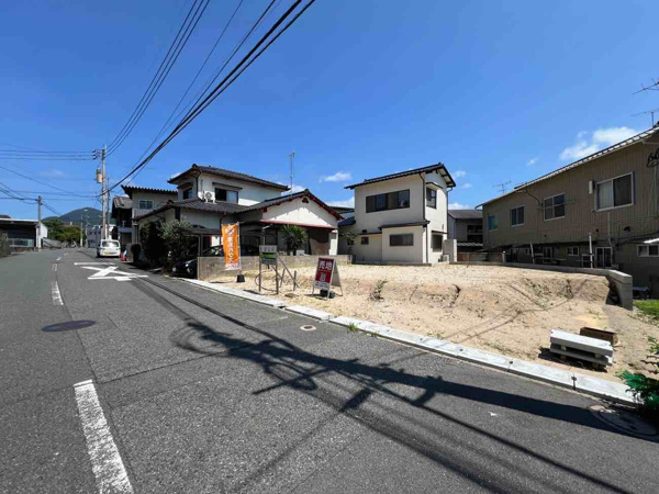 【竹末一丁目（2期）の前面道路含む現地写真】