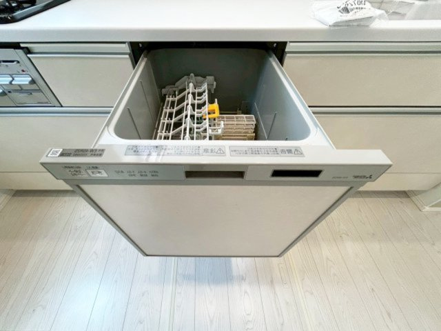 家事の時短に欠かせない食洗器を完備しています。（施工例）