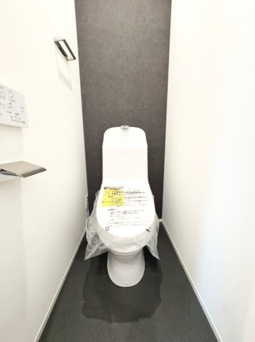 コンパクトで使いやすいトイレです。