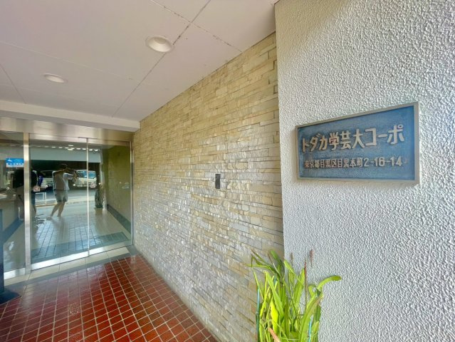 エントランス、エレベーターホールなど共用部分も大規模修繕により綺麗で清潔感を感じる仕上がりとなっております