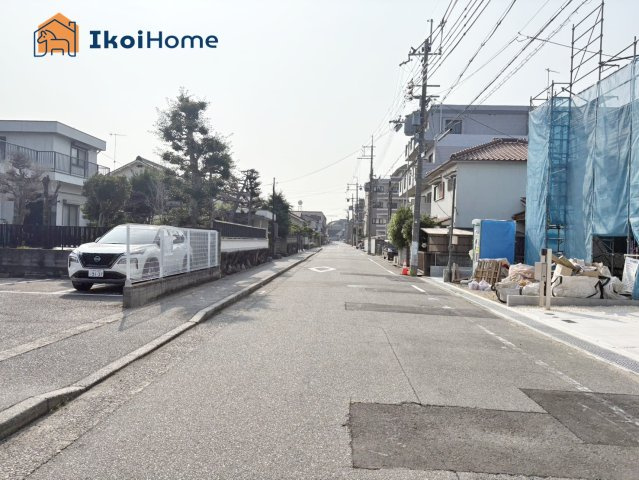 ◆同社施工例◆リビングは長方形で家具を配置しやすい間取りとなっております。