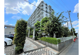 ネオアーバン新座弐番館の外観