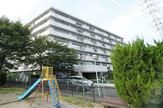 apartment 埼玉県さいたま市南区南浦和２丁目40番12号