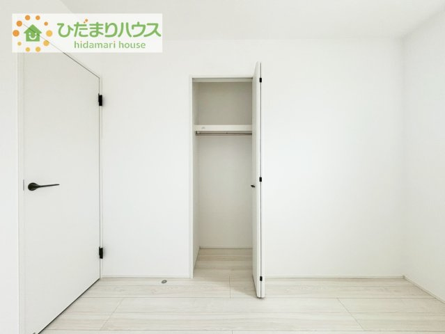 全室にクローゼットが付いていて、お部屋の住空間もスッキリ広々使えそうです(^^)