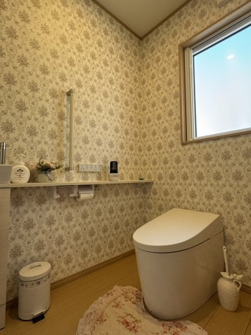 ゆったりとした空間のトイレです