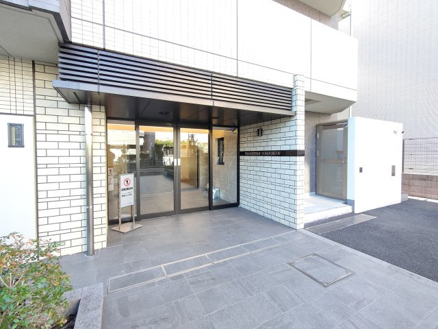 【エントランス】