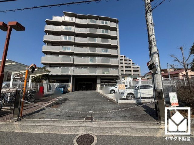 外観：328000621126