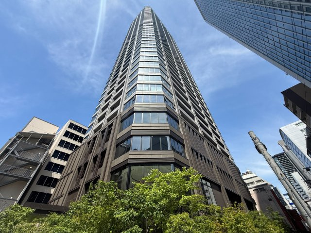 外観：327002549005