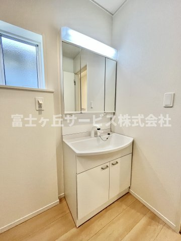 独立洗面台です