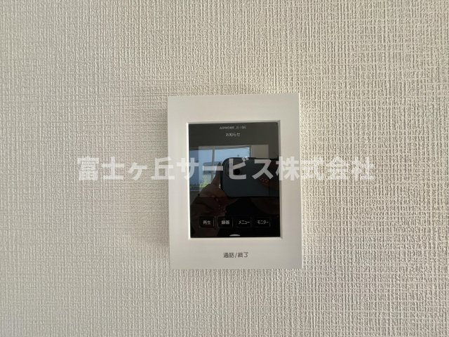 TVモニター付きインターホンです