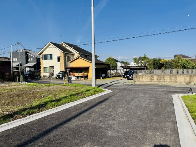 ～5ｍ道路に面しています～