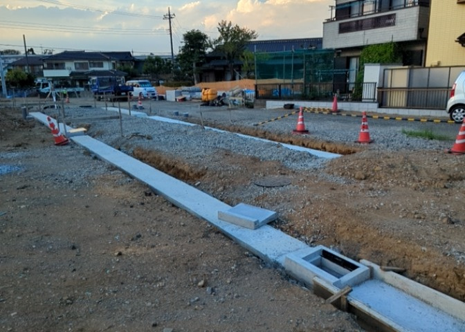 最寄り駅が近いなどの交通アクセスが良い土地だと暮らしやすいですよね。通勤・通学の観点から土地を選ぶことも大切です！自身や家族のライフワークからあったの物件を探しましょう！当社営業がお力になります！