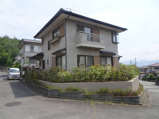 外観：328000511008