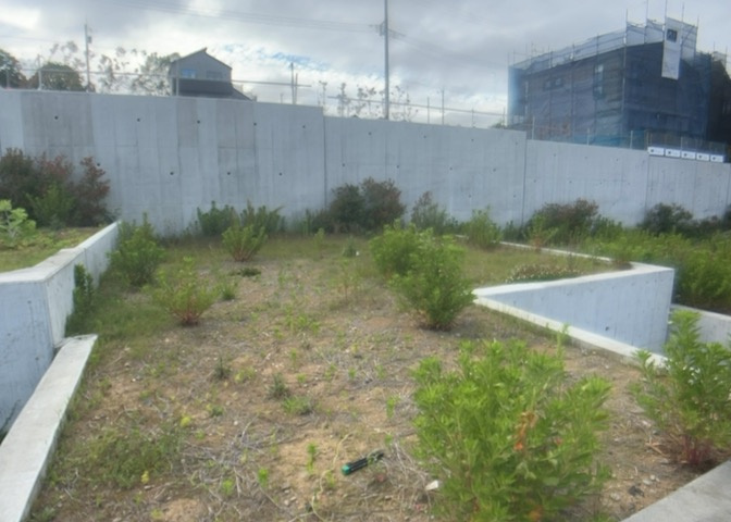 物件の詳細については、現地を見てわかること以外に、役所や法務局などで調べないとわからないことがあります。そのため、現地に行く場合は、もしこの物件を買ったらどのような生活ができるかをイメージしましょう。