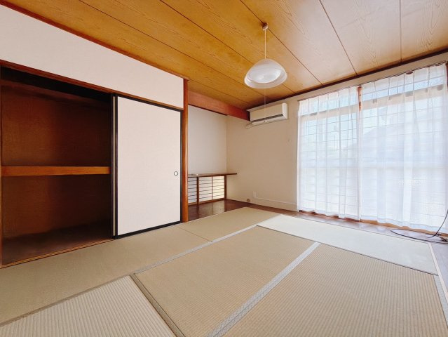 ■和室｜和室を書斎にしたり、冬にはコタツを敷いて家族みんなで年越しをするのもいいですね。家族みんなのお気に入りの空間になります♪