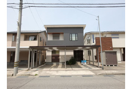 白山市知気寺町中古住宅の外観