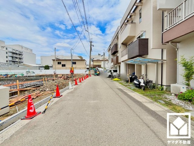 広々17帖のLDKが魅力。家族全員がリラックスできる、ゆったりとした快適リビングで温かい団らんの時間を。