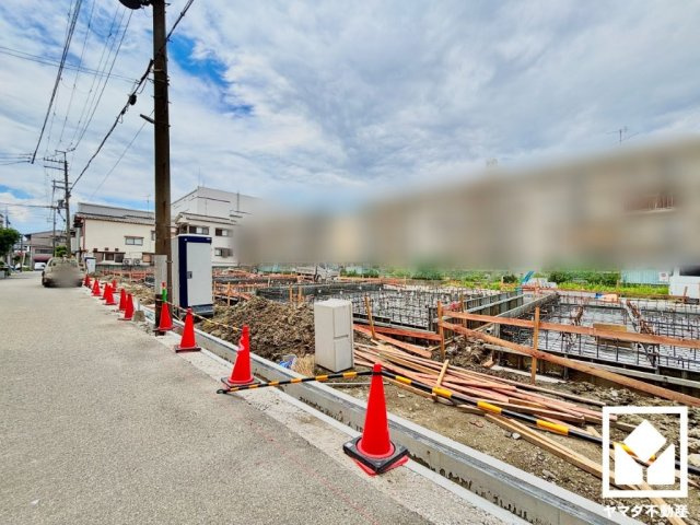 室内洗濯機置場がございますので、天候に左右されず洗濯していただけます。