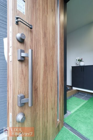 【防犯設備】現地完成写真。2重で安心のダブルロック。