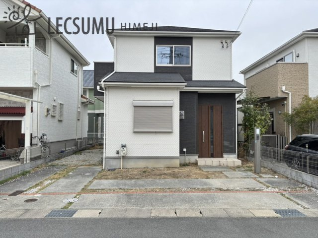 外観：328000608127