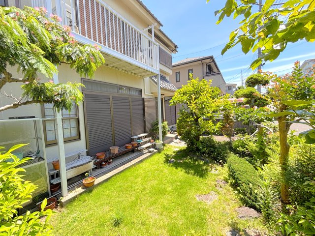 土地面積：189.09？　用途地域：第一種低層住宅専用地域　前面道路：公道約6.0M（約13.3M接道）