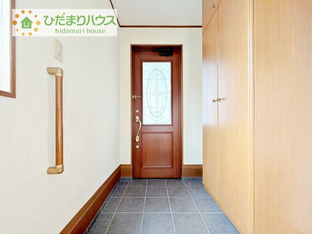 使い勝手の良い大きなシューズボックス☆乱雑になりがちな玄関をスッキリ見せてくれます！