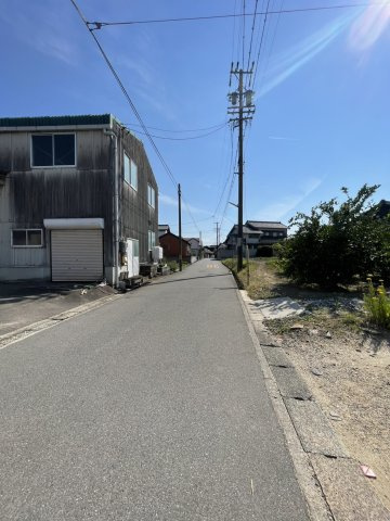 前面道路の幅員もしっかりあります。