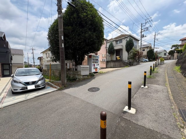 前面道路含む現況外観