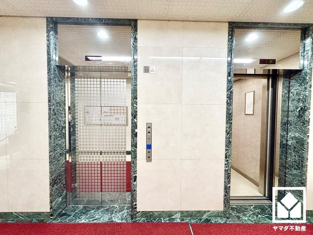 複数基のエレベーターを設置。ゆとりある共用設計で、快適な住まいへのアクセスをスムーズに。
