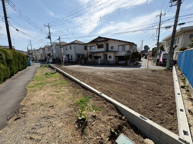 敷地約50坪・自由設計で夢のマイホームはいかがでしょうか！間取り・外観デザイン・動線計画など、ご希望に合わせて細部までプランが可能です。家族構成や暮らし方に合わせた住まいをご提案できます。