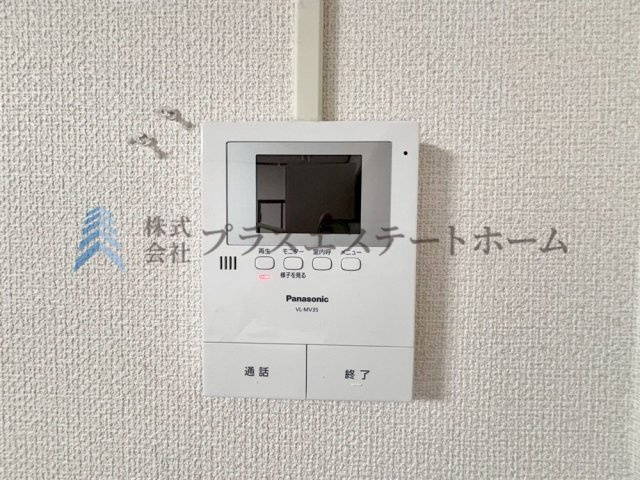 TVモニター付きインターホン♪防犯面も安心です♪