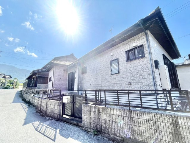 外観：325000106980