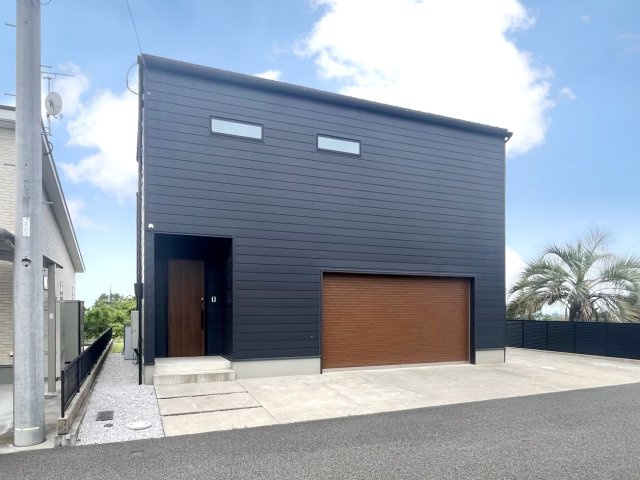 ■外観|シンプルで洗練されたデザインは住まう人の色に染まり、個性を映し出します♪本日見学可能(*＾＾*)