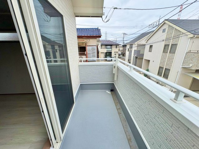 東向きバルコニーで陽当り良好です
