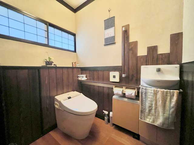 和風デザインで落ち着きのあるトイレです。