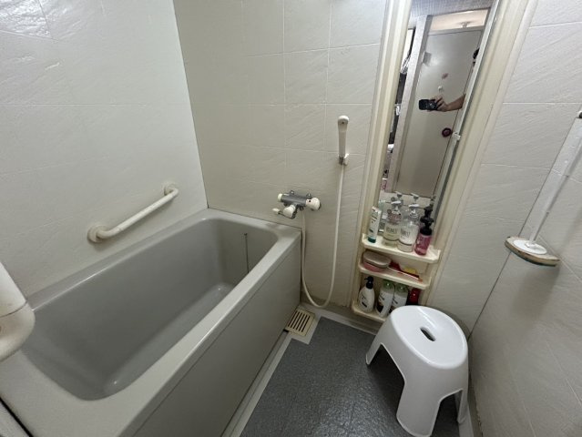 コンパクトで使いやすいお風呂です。