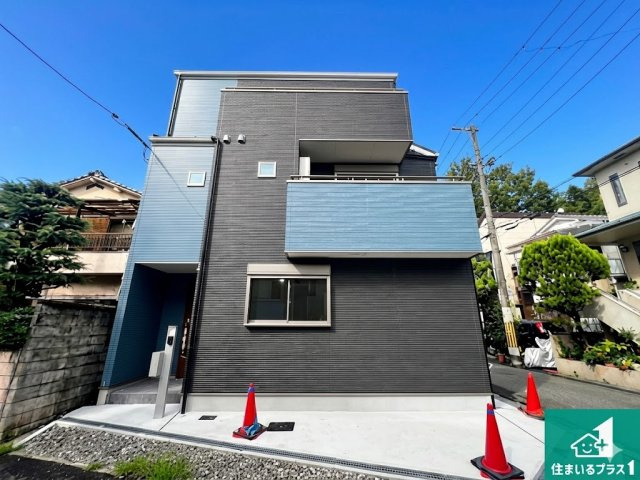 安心の10年保証！外観を美しく保ち、雨水で汚れを落とします！気になることがありましたら、お気軽にお問い合わせください！