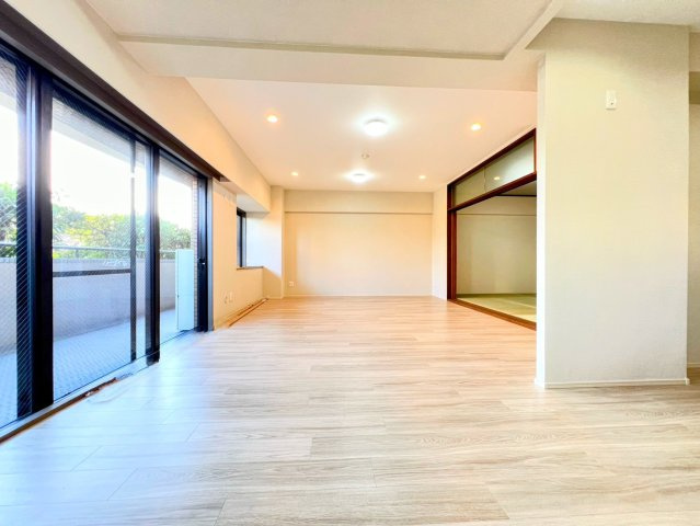 リビングダイニング