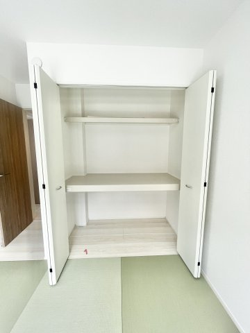 大きな収納もございます