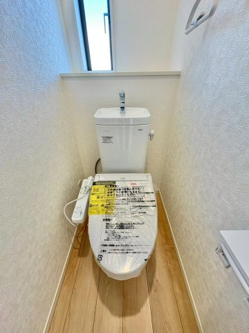 清潔感とうれしい機能性を兼ね備えた、使いやすいシャワートイレ。