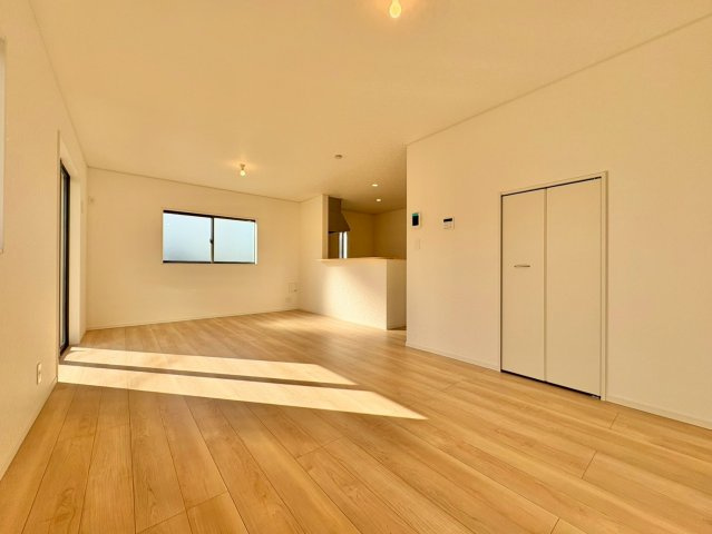 リビングとダイニングがきちんと分ける事が出来ます。ご飯を家族で食べるときには自然と家族でお話が出来ますね