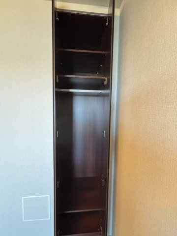 洋室6.2帖の収納