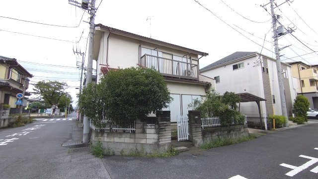 南西角地で陽当り良好！敷地約31坪・自由設計で夢のマイホームはいかがでしょうか！建築条件なし・お好きなハウスメーカーで建築可能！桜井南小学校まで徒歩約4分(320ｍ)、お子様の通学に安心です！