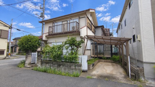 南西角地で陽当り良好！敷地約31坪・自由設計で夢のマイホームはいかがでしょうか！建築条件なし・お好きなハウスメーカーで建築可能！桜井南小学校まで徒歩約4分(320ｍ)、お子様の通学に安心です！